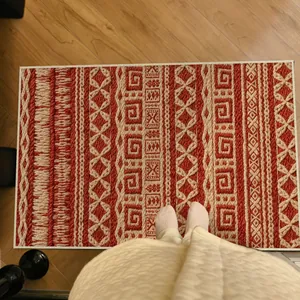 Felpudo antideslizante estilo étnico boho con patrones geométricos rojos de lana