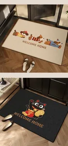 Gros plan de paillassons à motifs de teckel et de chat porte-bonheur pour l'entrée de la maison