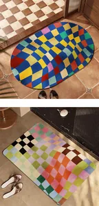 Tappetini assorbenti a scacchi colorati in design ovale e rettangolare per bagno