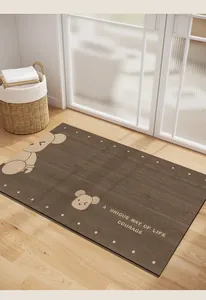 Vista dettagliata del tappeto da bagno assorbente effetto legno con disegno a cartoni