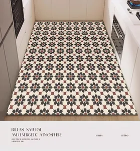 Tappeto da cucina in pelle PVC con motivo floreale geometrico retrò in un ambiente moderno