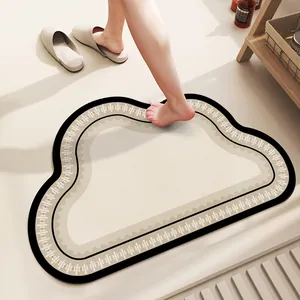 Tappetino da bagno assorbente retrò a forma di nuvola per bagno con superficie antiscivolo