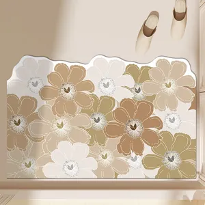 Tappetino da bagno assorbente antiscivolo con elegante motivo floreale nei toni della terra