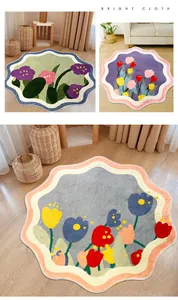 Alfombras decorativas de tulipanes florales con bordes ondulados en varios patrones vivos.