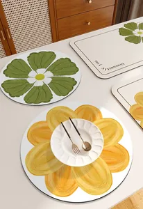 Lebensstil-Ansicht von Leder-Tischsets mit Blumenmuster, wasserfest und hitzebeständig