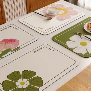 Hochwertige wasserfeste Leder-Tischsets mit hitzebeständigem Blumendruck für den Tisch