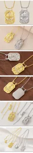 Vues détaillées de pendentifs croix et colombe plaqués or et argent avec zircons