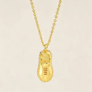 Men Fashion Sneaker Pendant Necklace Copper Gold Plated With Zirconia Rhinestone Iced Out Hip Hop Chain Jewelry Gift
