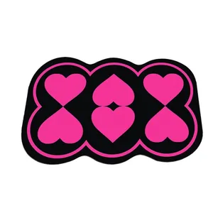 Alfombra de baño absorbente de alta calidad con dulces motivos de corazones rosas