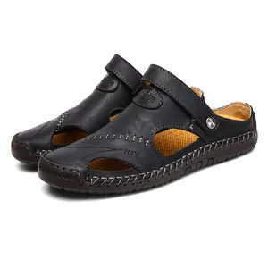 Sandalias de cuero de verano para hombre con punta cerrada para playa en color negro