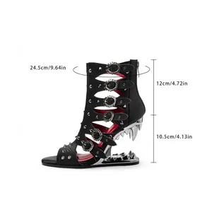 Mesures détaillées des sandales à talons hauts punk avec clous et talon en griffe de mode