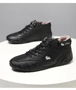 Bottines d'hiver noires pour hommes avec doublure en fourrure et semelle pieuvre unique.