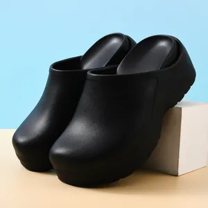 Anti-slip black surgical clogs for doctors with thick soles and waterproof EVA material