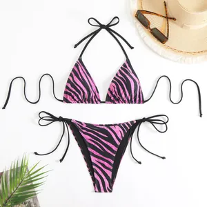 Ensemble bikini à imprimé zèbre rose avec bas à nouer sur les côtés pour les vacances