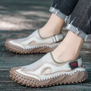 Ademende mesh sandalen voor heren met handgemaakte stiksels en dikke zolen