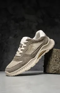 Zapatos de agua transpirables para hombre con paneles de malla y suela EVA ligera.