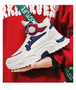 Detailansicht des High-Top-Sneakers mit dem modernen und praktischen Drehverschluss