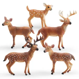 Ensemble de cinq figurines de cerfs réalistes de forêt incluant mâle, biche et faon