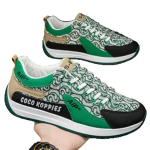Designer men's casual canvas sneakers in green and white breathable board shoe style