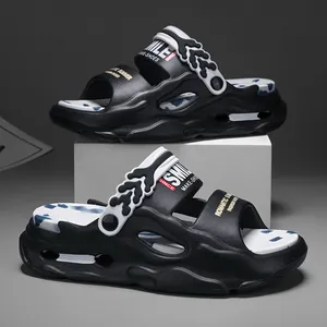 Schwarze EVA-Sport-Sandalen für Herren mit dicker Sohle und sommerlichem Aufdruck-Design