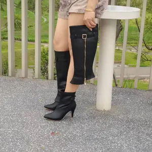 Bottes cuissardes noires à bout pointu et talons aiguilles, design amovible polyvalent