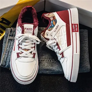 Eleganti sneakers alte in pelle foderate in pile da uomo in finitura bianca e bordeaux