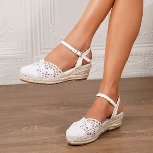Sandalias de cuña tipo espadrille con encaje blanco y correa al tobillo mujer