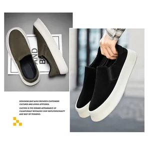 Detailansicht der Slip-On-Plateau-Loafer aus Wildleder mit dicker Gummisohle