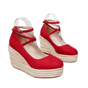 Sandalias alpargatas de cuña rojas para mujer con correa al tobillo y plataforma de esparto