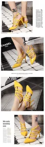 Escarpins stiletto jaunes à bout pointu élégants avec un design mule chic sans dossier