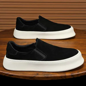 Japanischer Harajuku-Stil Herren Casual Skateschuhe Plateausohle Wildleder Slip-on Sneakers Einfarbig Unisex Streetwear
