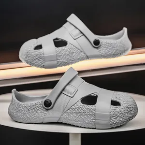 Graue Designer-Herren-Clogs für den Sommer mit rutschfester Sohle und Fersenriemen