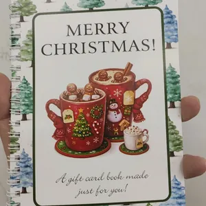 Festliches Weihnachts-Spiralnotizbuch mit einer gemütlichen Kakao-Illustration auf dem Cover