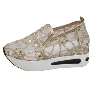 Damen Mesh-Plateau-Slipper mit eleganter Spitze und Pailletten