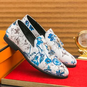 Men Fashion Tassel Loafers Chinese Style Flower Print Synthetic Leather Shoes Slip-on Business Casual Dress Shoes For Men