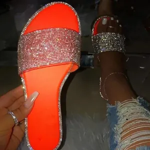 Sandales plates à strass orange étincelants pour femmes style de plage estival décontracté