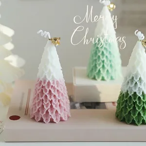 Handmade Christmas Tree Scented Candle Creative Gradient Festive Paraffin Soy Wax Candle With Gold Bell For Home Xmas Decor Gift