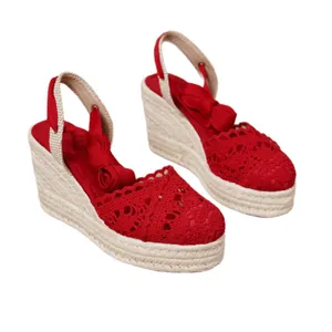 Sandalias de cuña tipo alpargata de encaje de ganchillo rojo para mujer verano