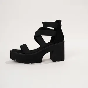 Sandales à plateforme rétro noires pour femmes avec sangles croisées élastiques et talons