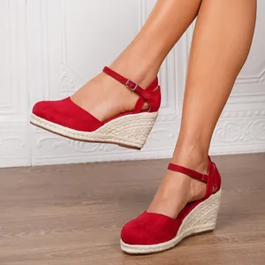 Eleganti sandali espadrillas con zeppa chiusi rossi con cinturino alla caviglia donna