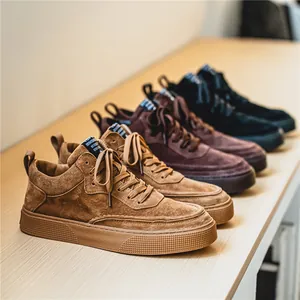 Men's suede Harajuku style casual skate shoes in multiple colors on a wooden display
