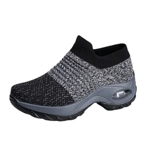 Chaussures de sport Flyknit respirantes pour femmes avec coussin d'air et design slip-on