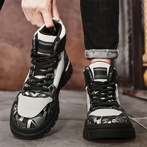 Bottines de moto pour hommes style britannique rétro avec motif géométrique noir et blanc