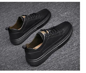 Seitenansicht hochwertiger schwarzer wasserdichter Leder-Freizeitschuhe für Herren
