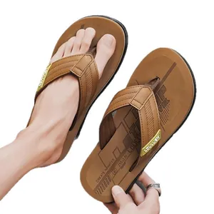 Braune rutschfeste Herren-Strand-Flip-Flops mit weicher Sohle und modischem Print