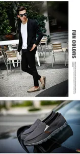 Nahaufnahme von grauen Herren-Canvas-Slippern und Lifestyle-Tragestil des Models.