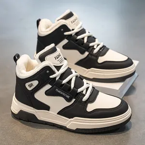 Baskets montantes d'hiver pour hommes en noir et blanc avec une doublure en polaire chaude