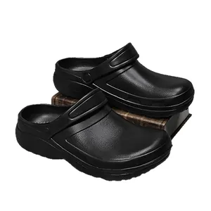Waterproof and non-slip men's black garden clogs for summer beach and medical work