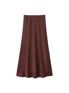 Elegante falda midi de satén de talle alto con silueta en A de color marrón chocolate