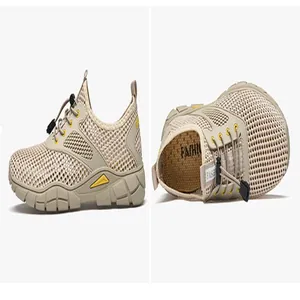 Gedetailleerd overzicht van ademende beige mesh outdoorschoenen voor heren met zachte zool
